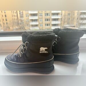 Sorel Explorer Carnival Winter Boots Women's Black/Sea Salt